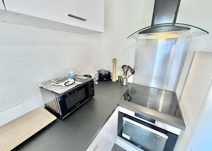 T2 Paisible Et Confort - Centre *