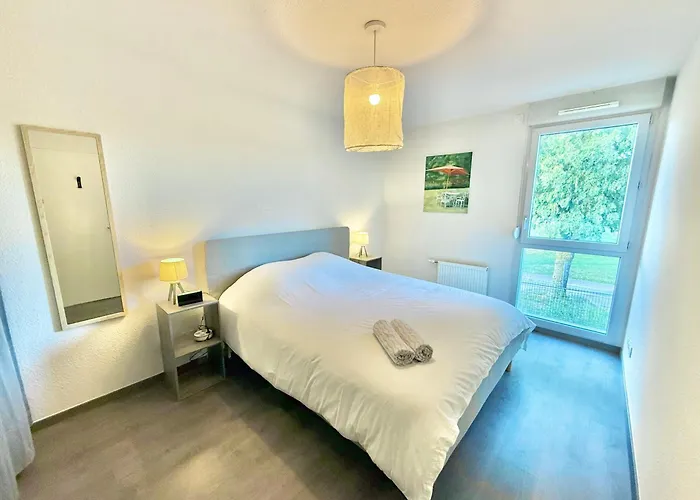 T2 Paisible Et Confort - Centre *